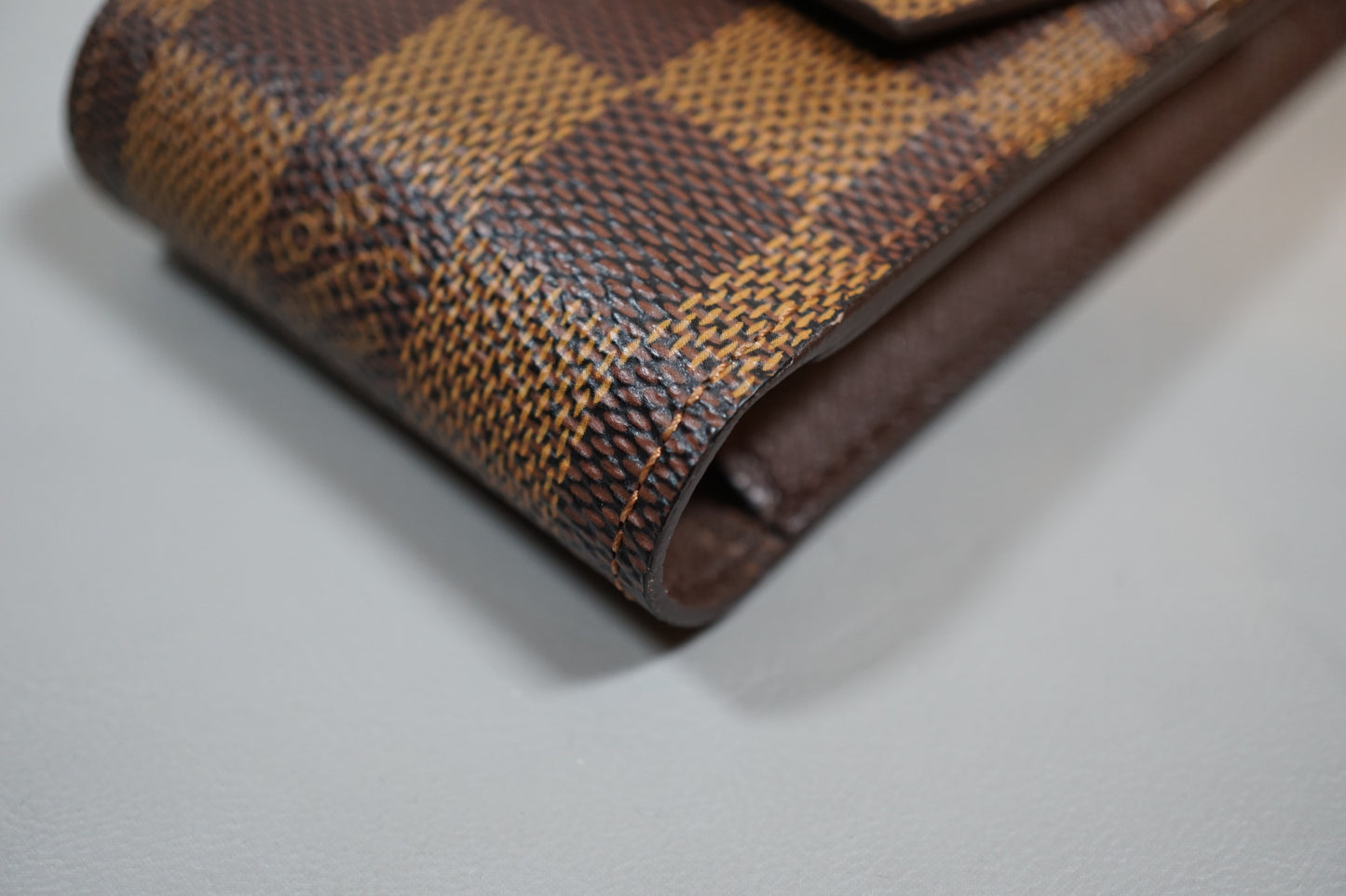 Louis Vuitton N63024 Damier Ebene Tobacco Case