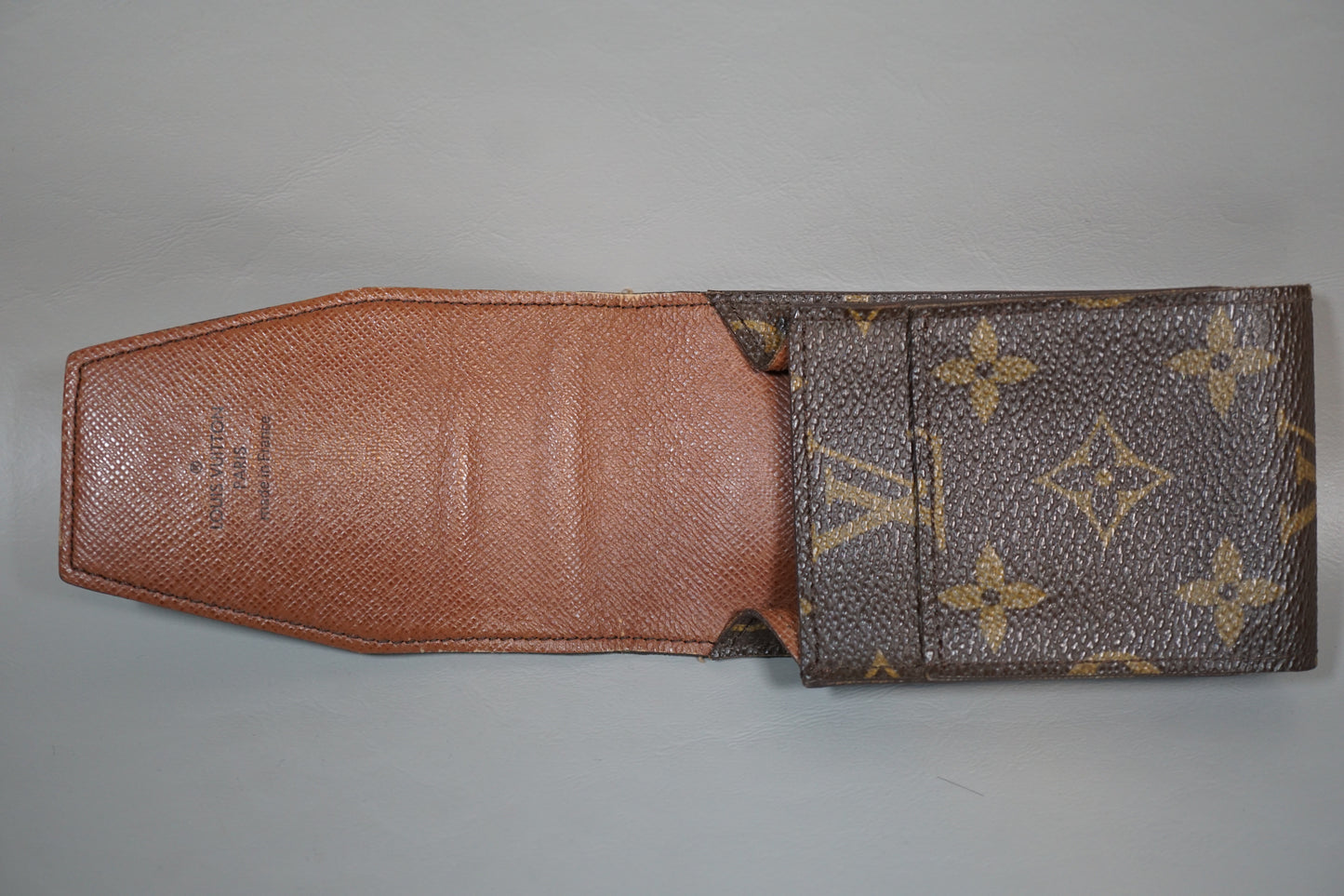 Louis Vuitton M63024 Monogram Brown Tobacco Case