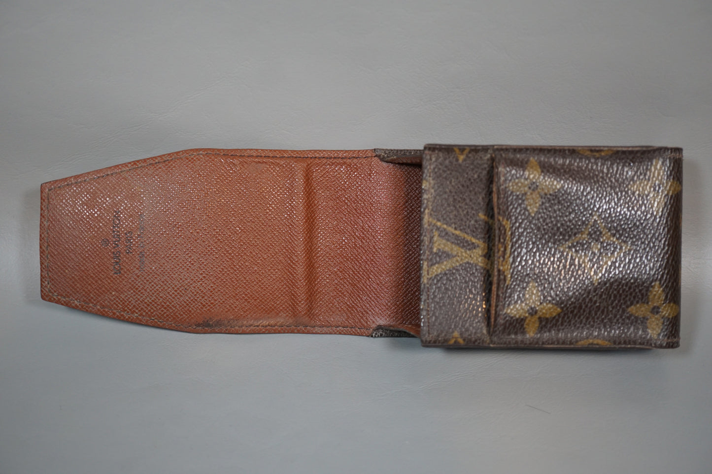 Louis Vuitton M63024 Monogram Brown Tobacco Case