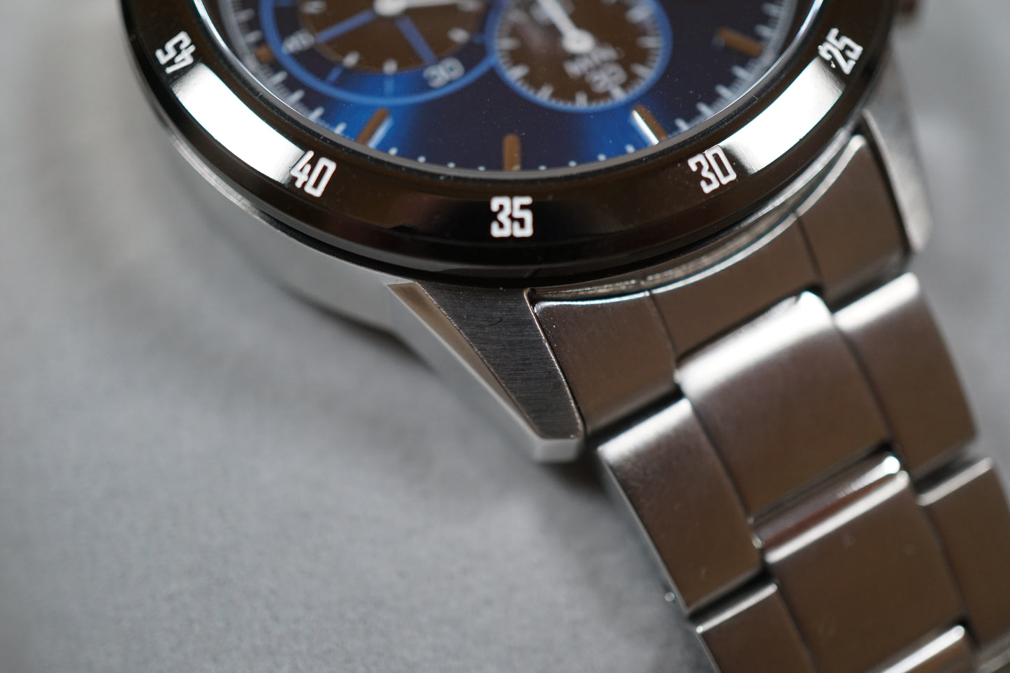 Seiko Criteria SSC333P1 V175 Blue Dial Chronograph Solar Quartz Watch