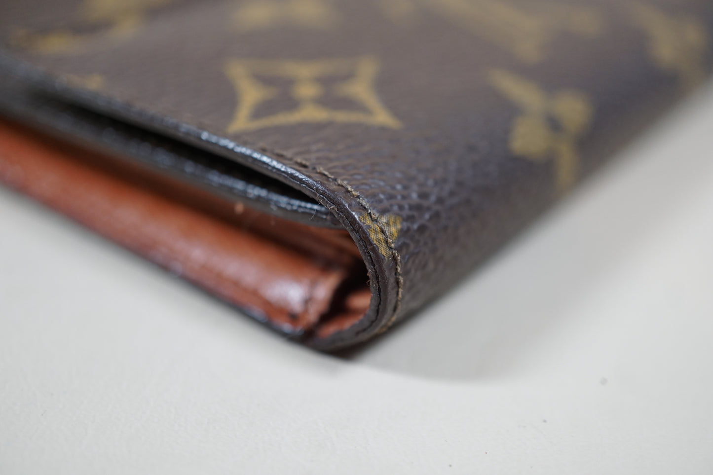 Louis Vuitton Monogram Porte Tresor International M61215 Wallet