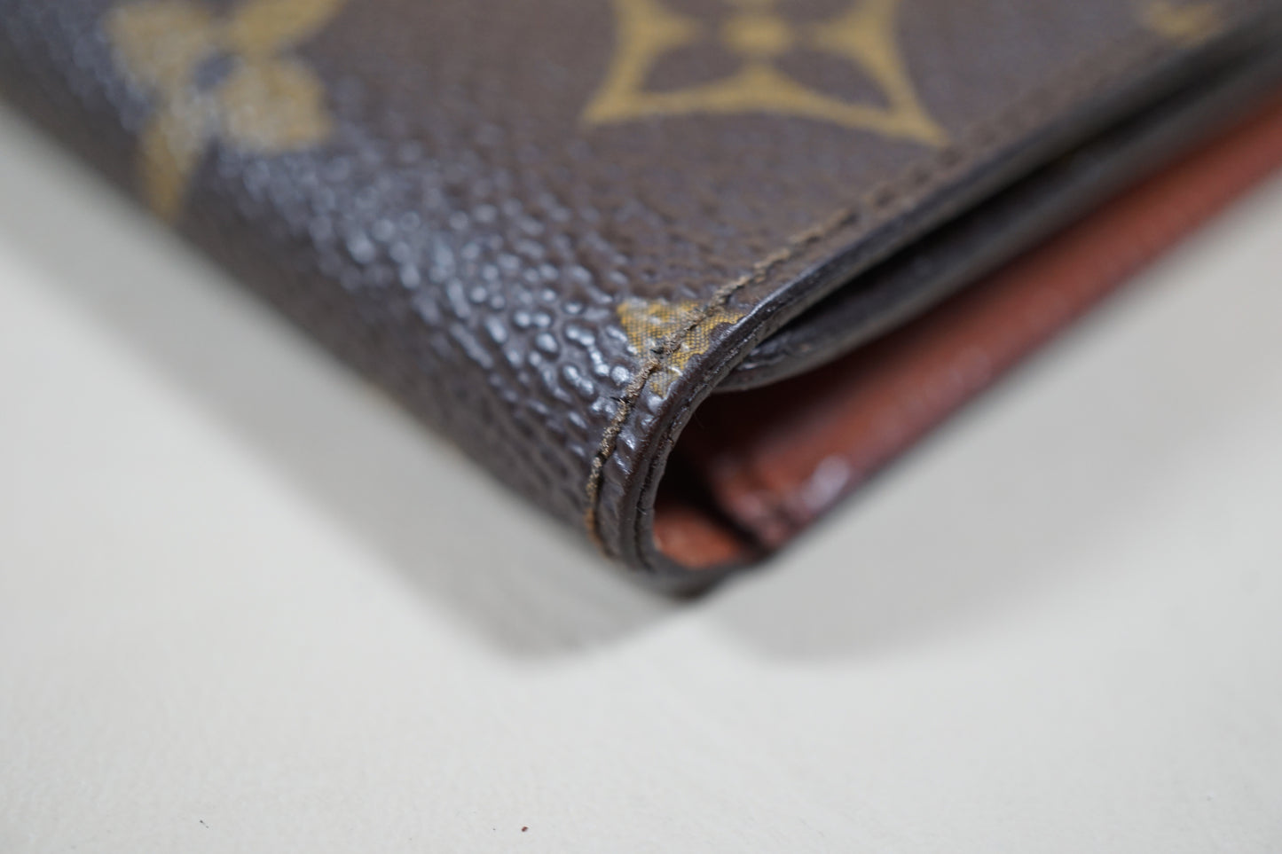 Louis Vuitton Monogram Porte Tresor International M61215 Wallet