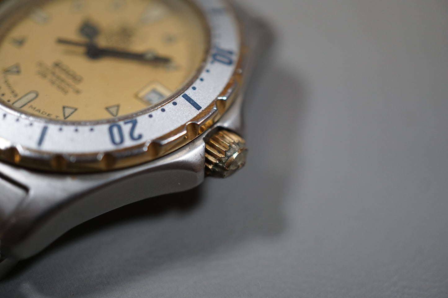 Tag Heuer 2000 Professional 974.013B-1 Gold Dial Two Tone 200M Quartz Watch