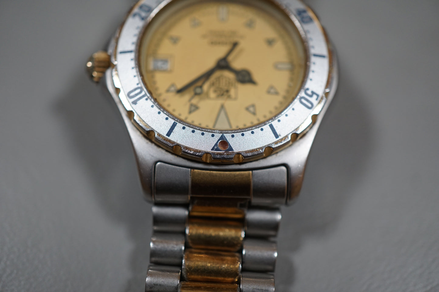 Tag Heuer 2000 Professional 974.013B-1 Gold Dial Two Tone 200M Quartz Watch