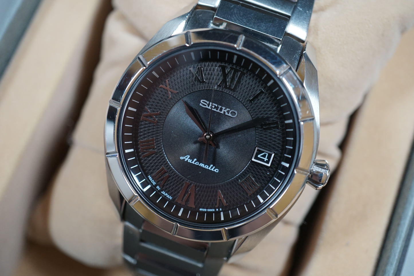 Seiko Presage SRP109 4R35 Roman Numeral Black Textured Dial Automatic Watch