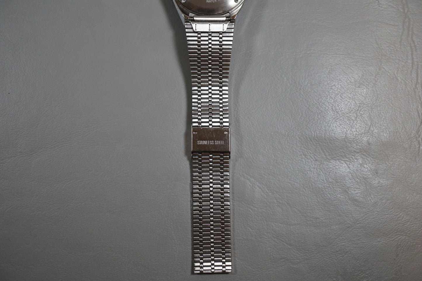 Timex Q TW2T80700 Vintage Style Diver Inspired Pepsi Reissue Quartz Watch