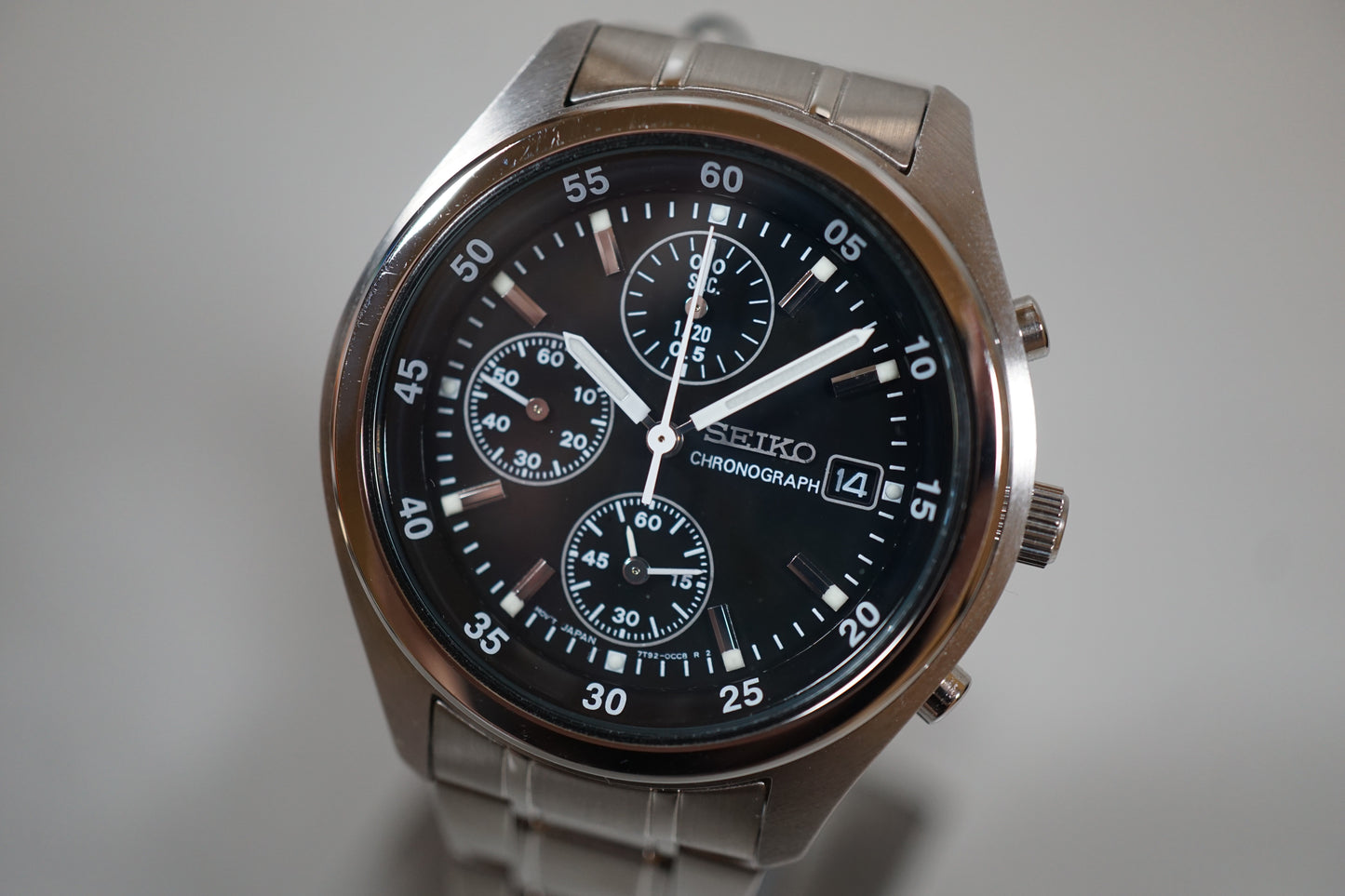 Unworn Seiko SND221P1 7T92 Black Dial Chronograph Quartz Watch