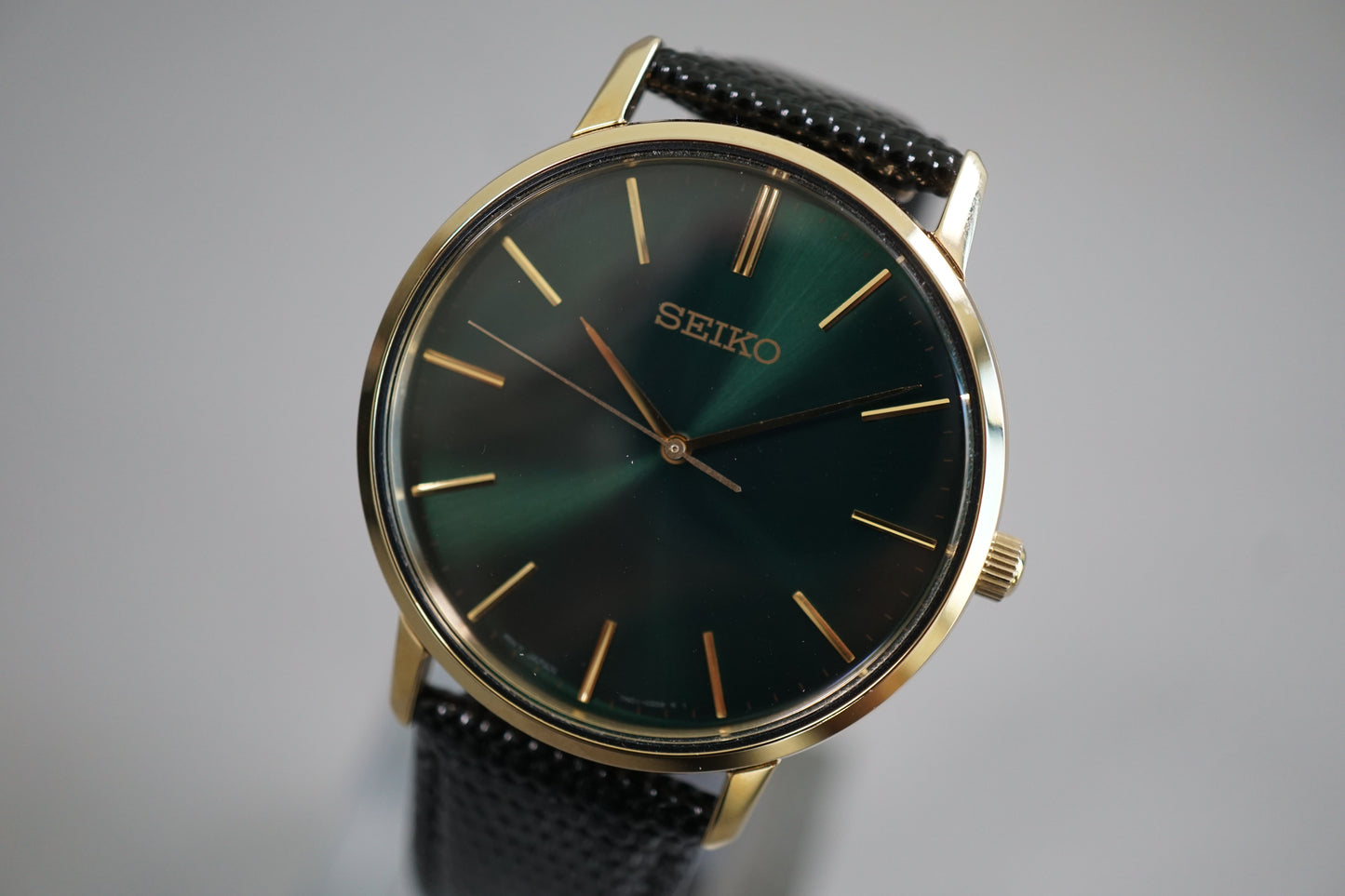 Seiko Selection SCXP074 7N01 Gold Feather Reissue Green Quartz Watch