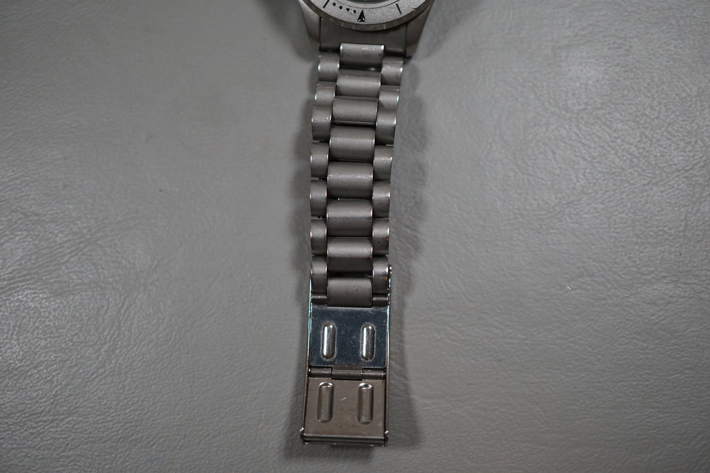 Hamilton Khaki 8587A Rare Ladies Sub 660Ft Black Dial Quartz Watch