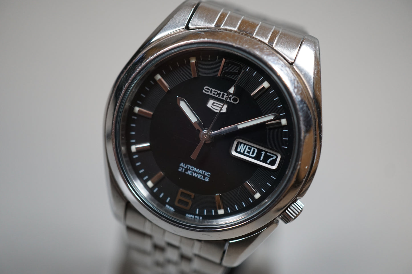 Seiko 5 SNK393 7S26 Black Textured Dial Automatic Watch