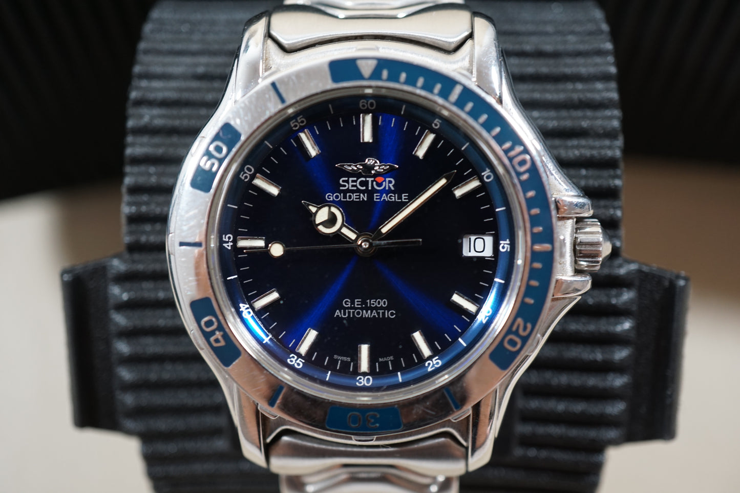 Sector Golden Eagle 1500 ETA 2824-2 No Limits Swiss Dive Watch Automatic