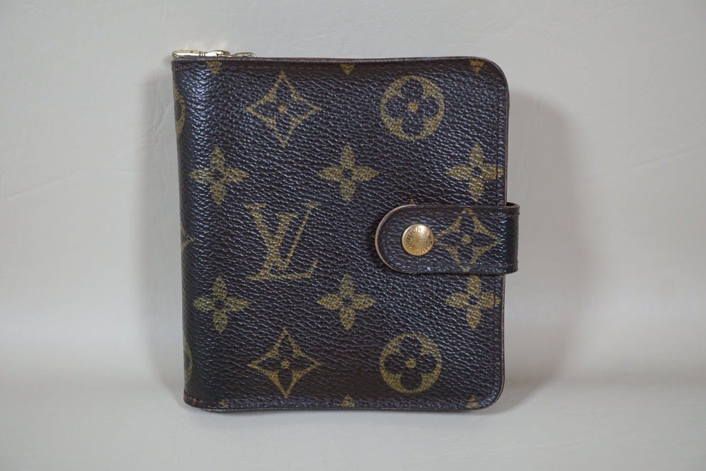 Louis Vuitton Monogram Compact Zippy M61667 Wallet