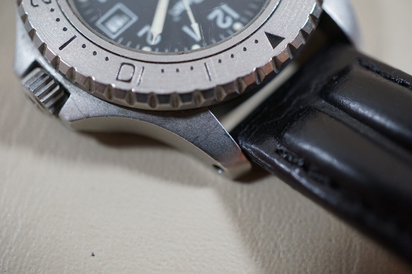 Vintage Hamilton x LL Bean Khaki 8587 Rare Ladies Black Dial Quartz
