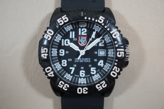 Luminox Colormark XS.3051 Navy Seal 200 Meters Swiss Quartz