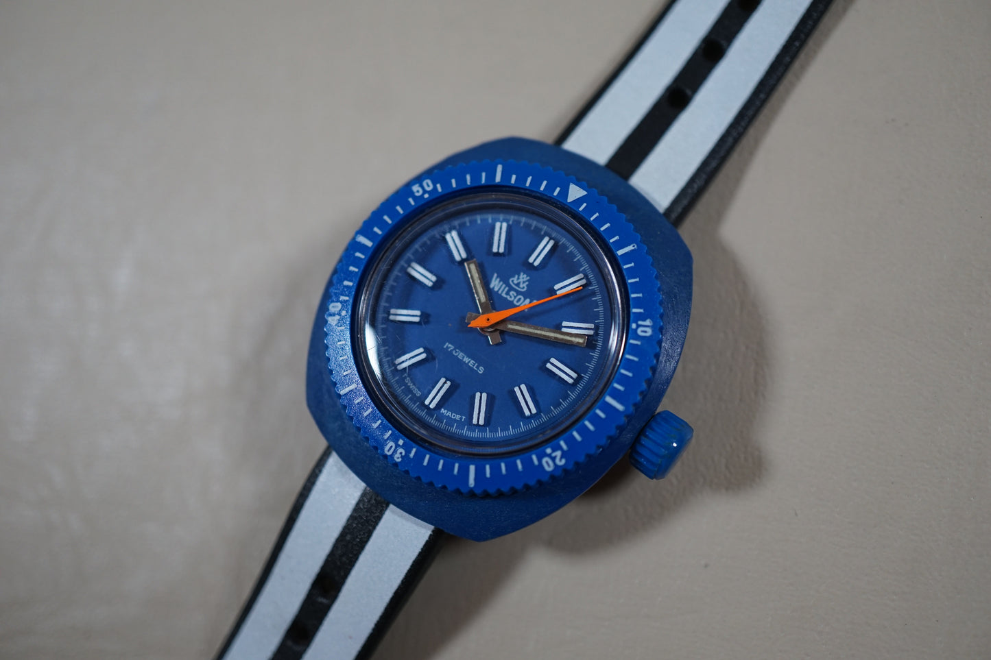 Vintage Wilson Mini Diver 17 JEWELS Blue Swiss Hand-wound Mechanical