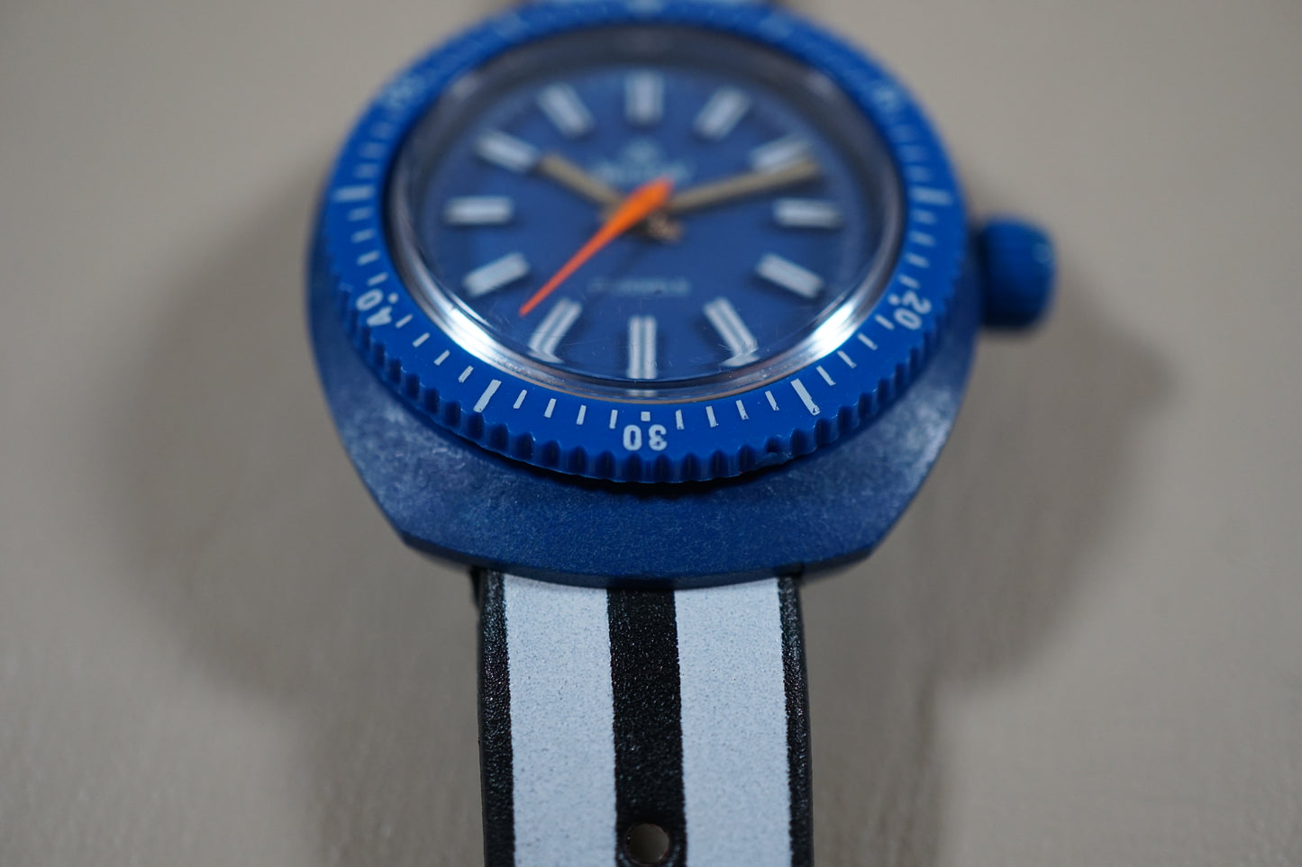 Vintage Wilson Mini Diver 17 JEWELS Blue Swiss Hand-wound Mechanical