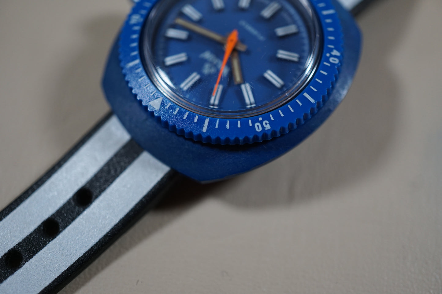 Vintage Wilson Mini Diver 17 JEWELS Blue Swiss Hand-wound Mechanical
