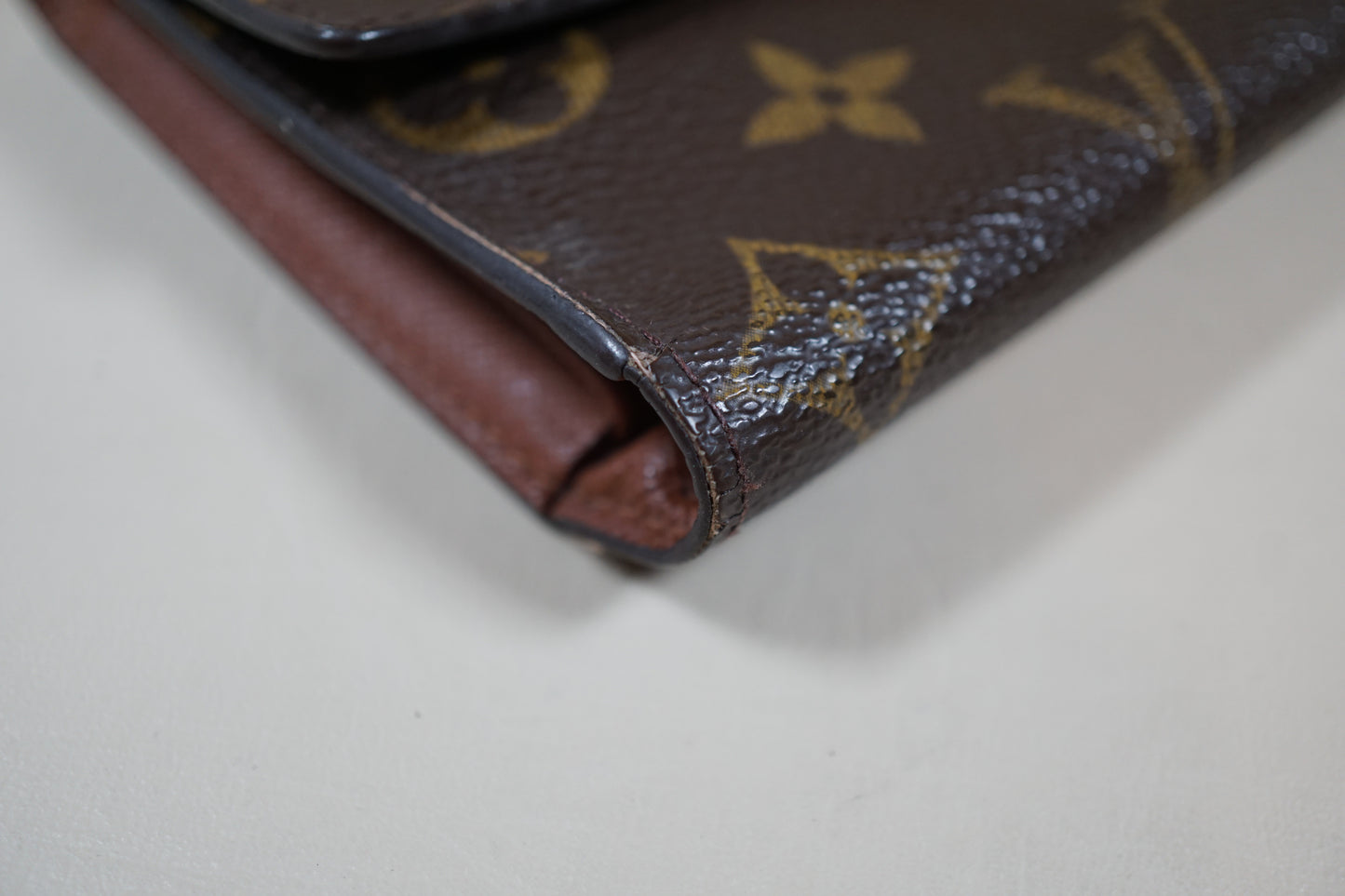 Louis Vuitton Monogram Porte Tresor International M61215 Wallet