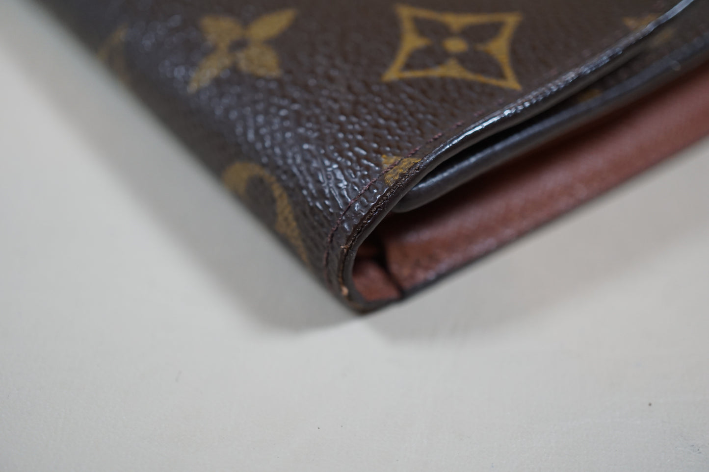 Louis Vuitton Monogram Porte Tresor International M61215 Wallet