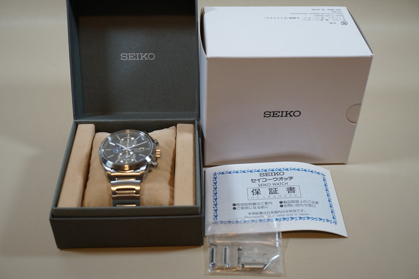 Seiko Spirit SBPY115 V172 Chonograph Blue Solar Quartz