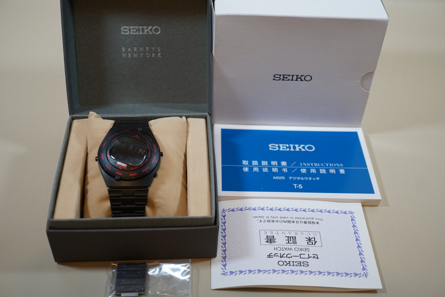 Seiko Giugiaro Design Selection SBJG015 A825 Barneys Racing Digital Quartz