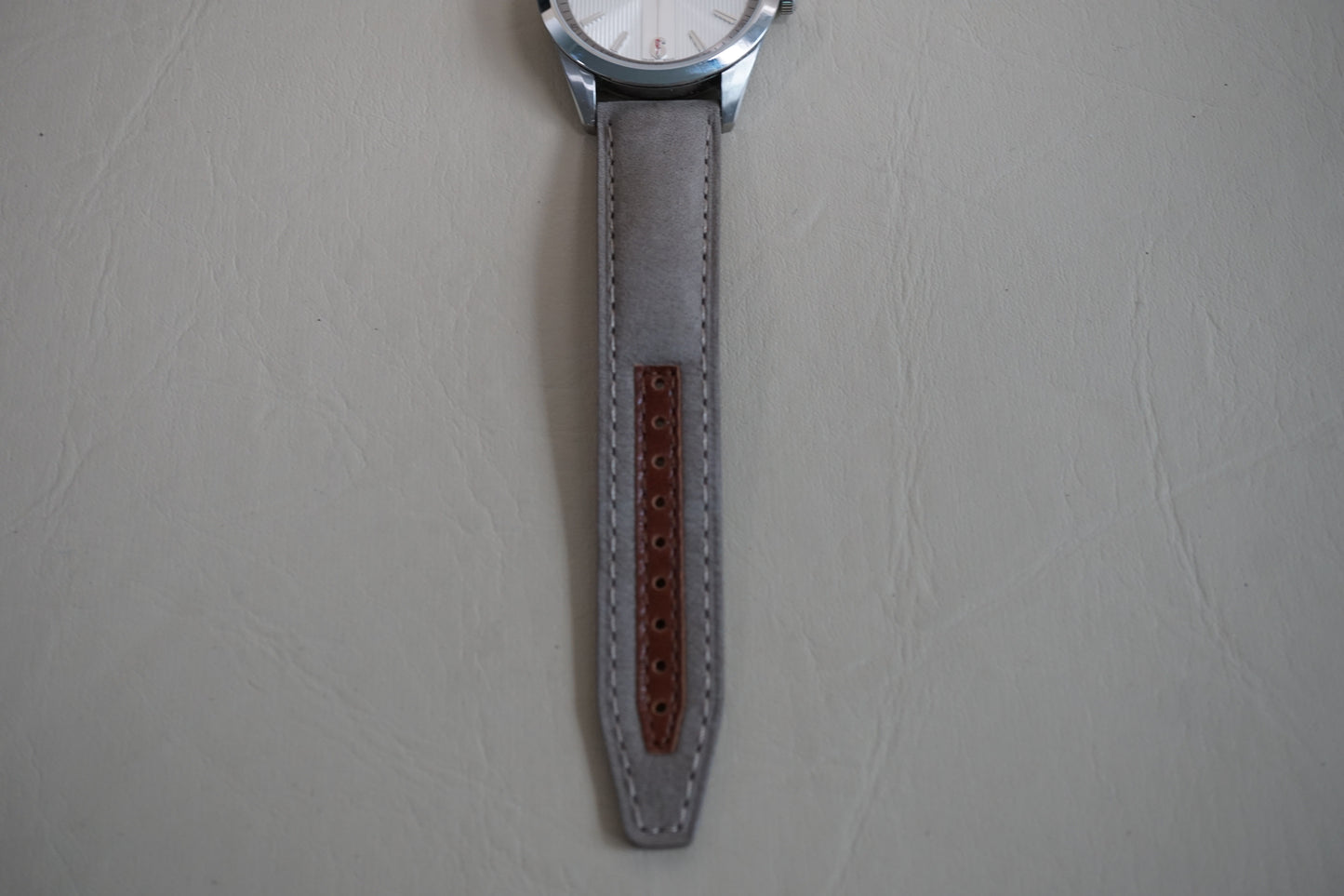 Hamilton Broadway H43311915 Day Date White Dial Quartz