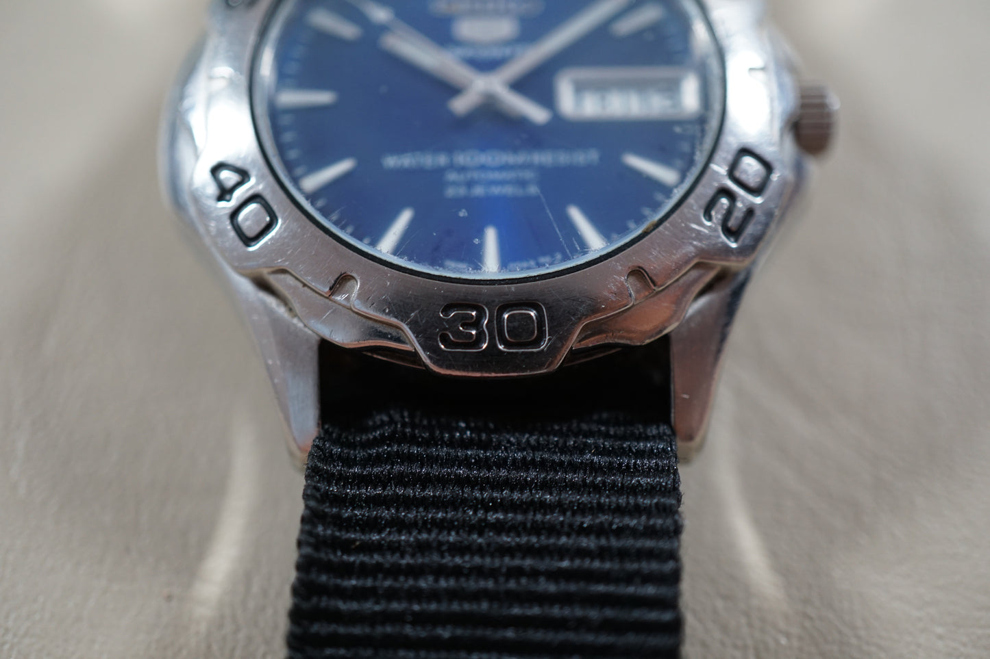 Seiko 5 Sports 7S36-00A0 Sunburst Blue Automatic
