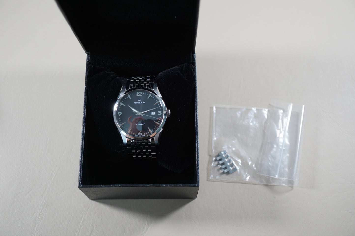 Hamilton American Classic H38715731 ETA 2824-2 Thin-O-Matic Automatic