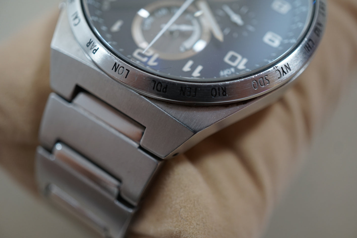 Seiko Spirit SBPJ023 V195 Sapphire Blue Dial Solar Quartz