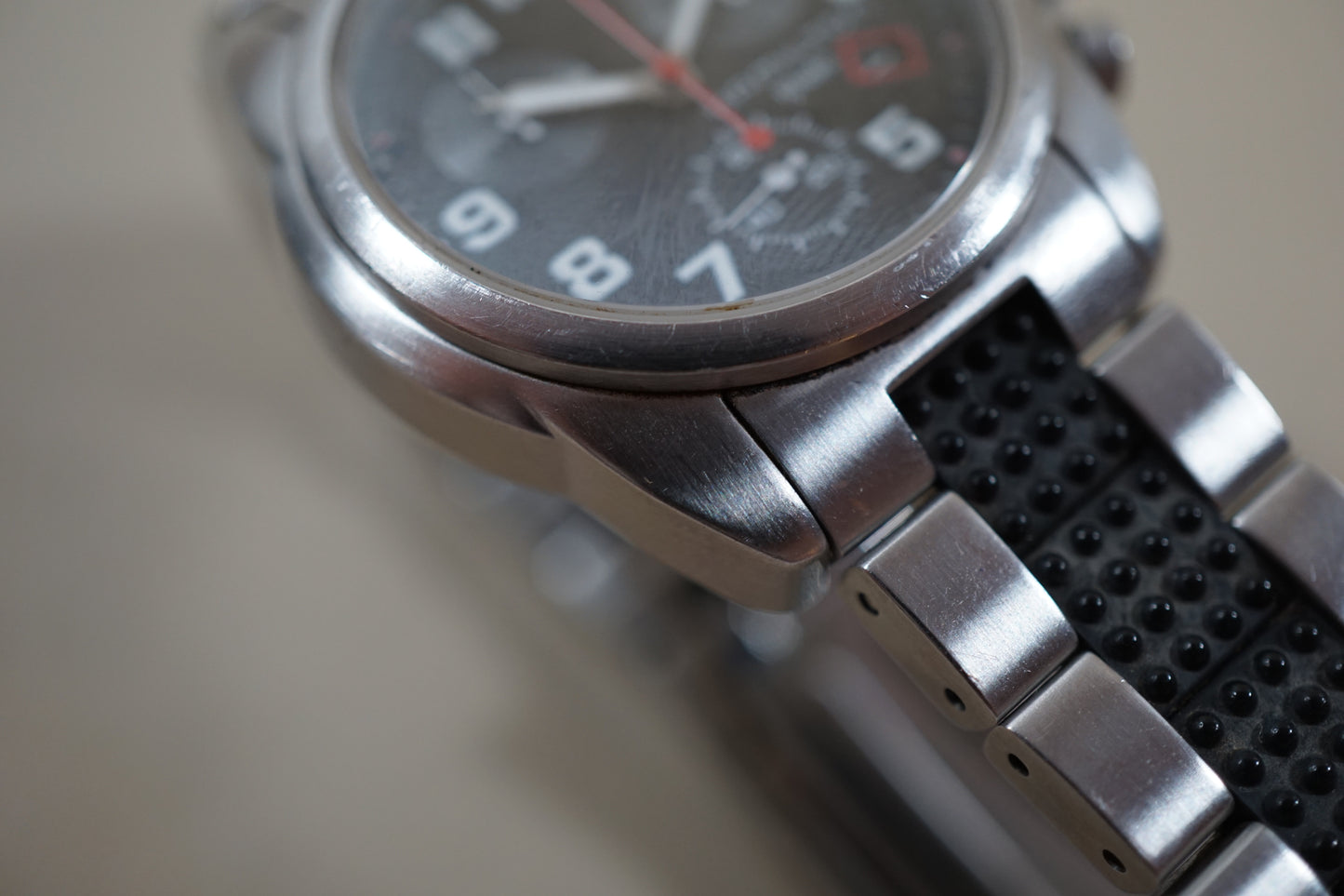Hamilton Khaki 6303 Field Quartz Chronograph Crown Guard Midsize READ
