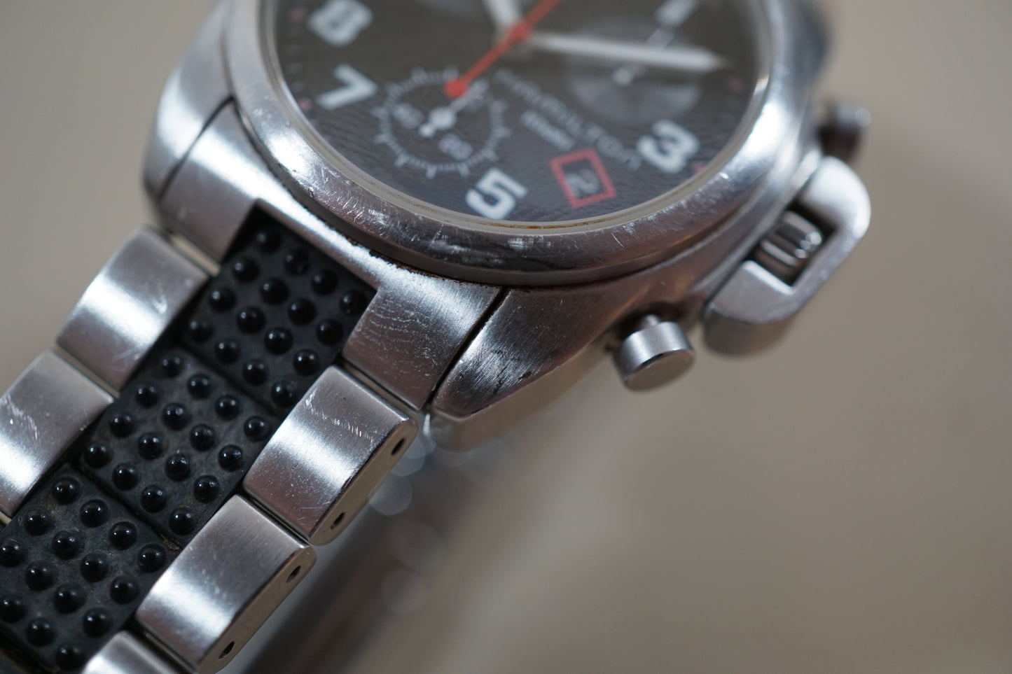 Hamilton Khaki 6303 Field Quartz Chronograph Crown Guard Midsize READ