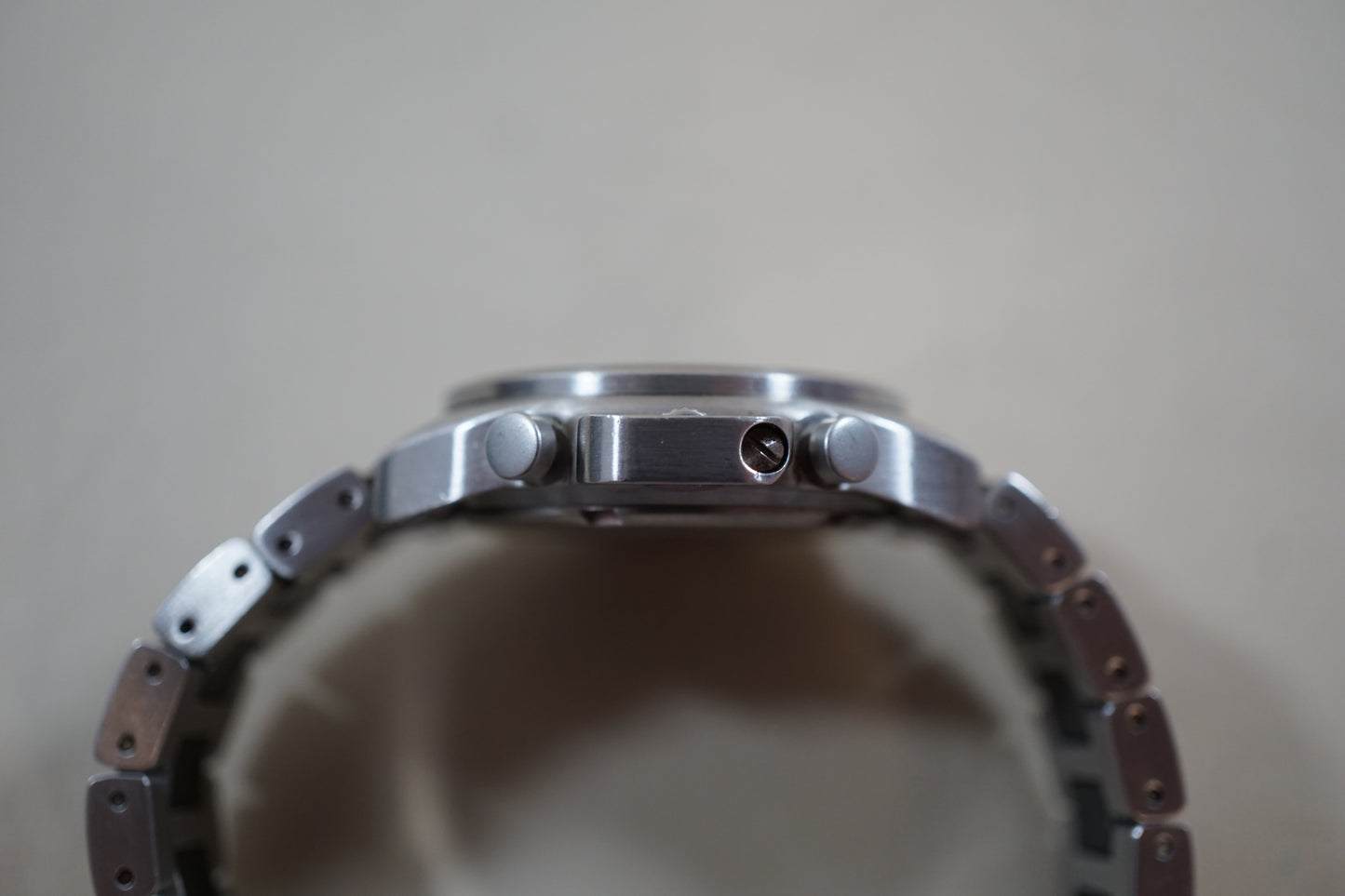 Hamilton Khaki 6303 Field Quartz Chronograph Crown Guard Midsize READ