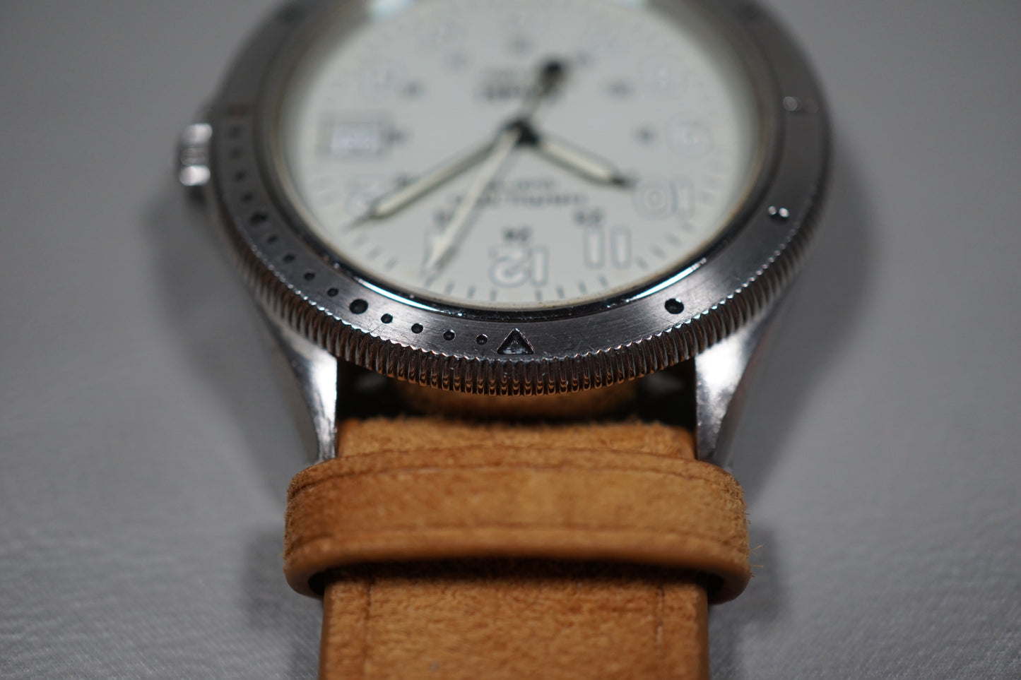 Hamilton Khaki 9859A Rare Vintage Quartz Sub 330Ft 39mm