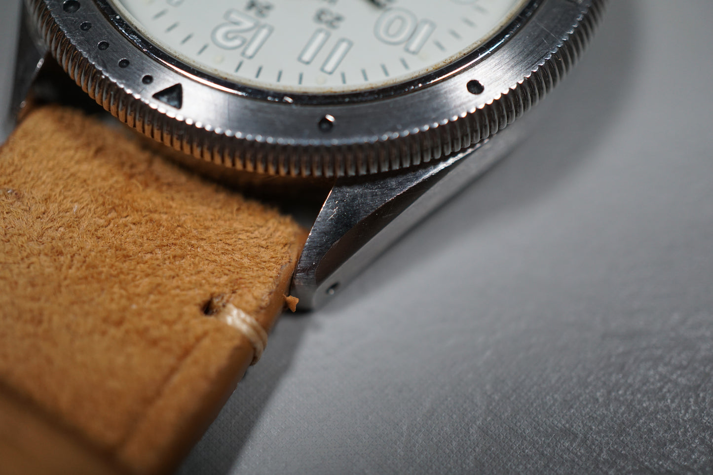 Hamilton Khaki 9859A Rare Vintage Quartz Sub 330Ft 39mm